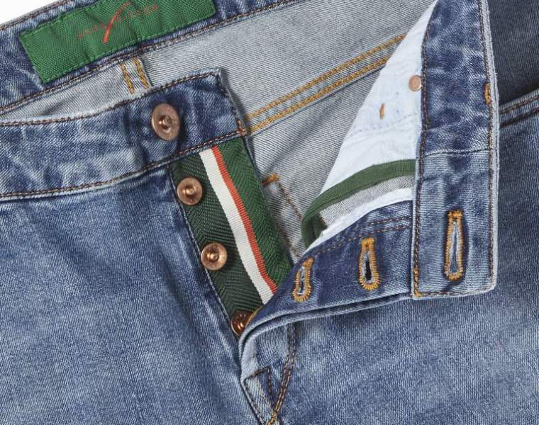 Hand picked makes its return to Pitti Immagine Uomo with a new collection