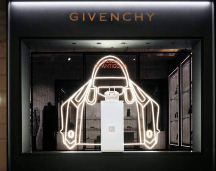 Givenchy celebrates 10th anniversary of Antigona bag with new interpretation
