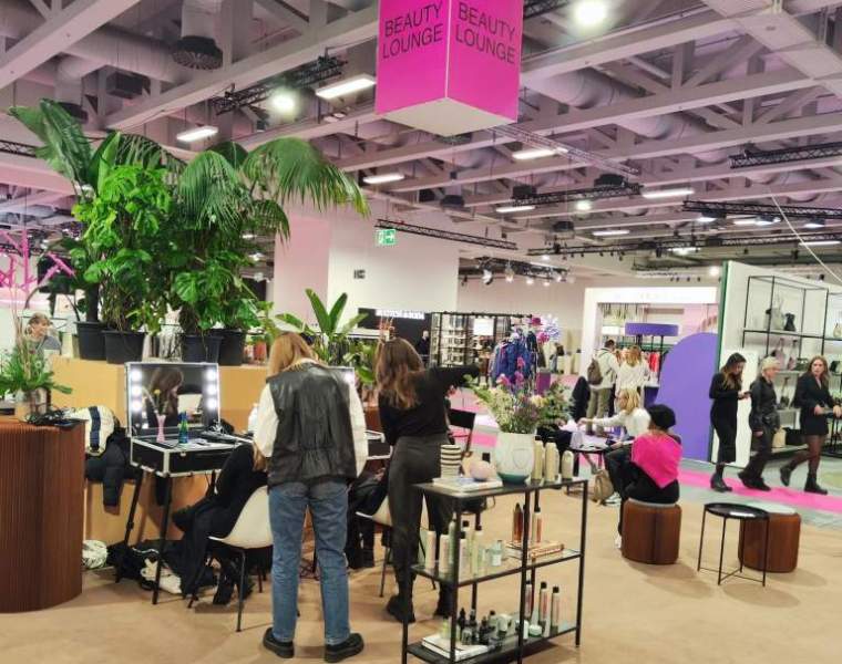 20th-anniversary of Premium