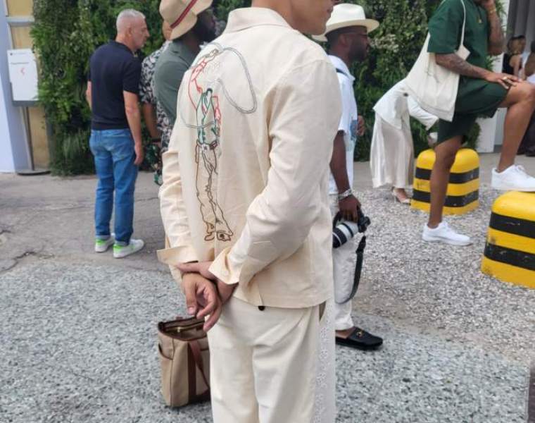 NEW Buyers Guide: Florence